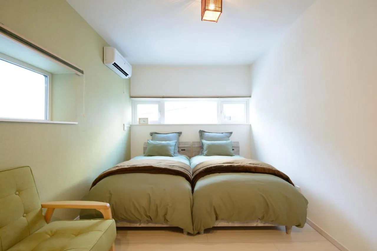 Hh House Sapporo Apartment 0*,